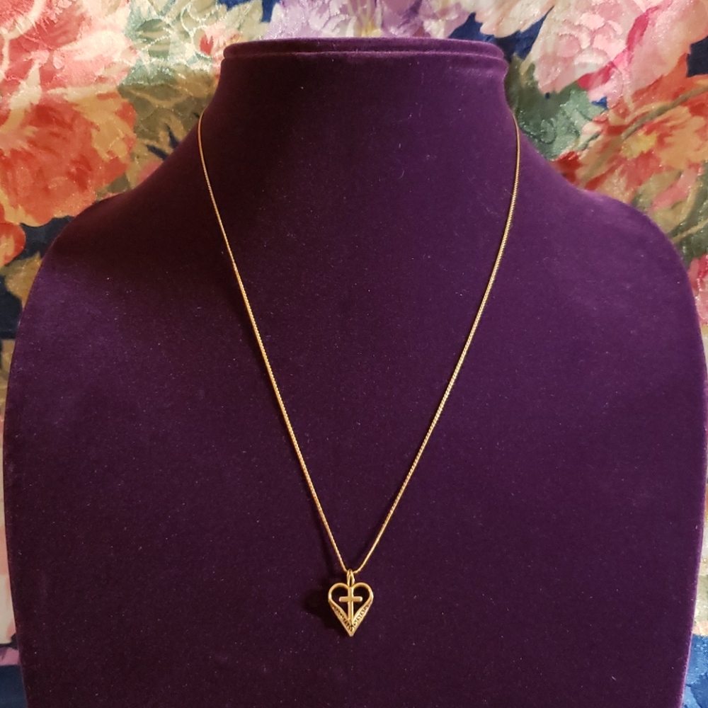 14K Gold Filled 20" Chain with pendant